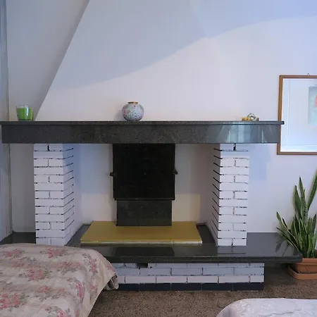 Casa Emy アパート Paitone